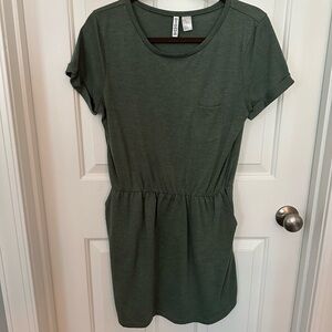 H&M Green Tshirt Dress - Size Medium